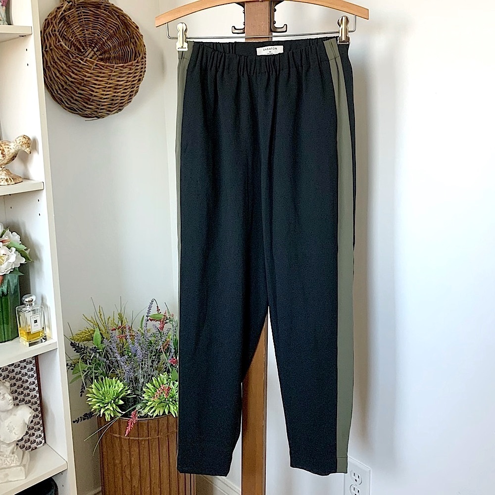 Aritzia Babaton Crepe Black Jogger Pant Green side stripe